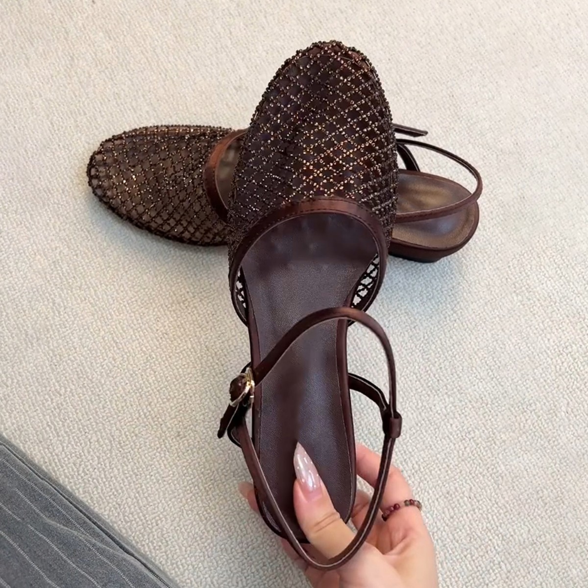 새로운 여성용 라운드 토 플랫 바닥 샌들 여름 숏 부츠 - Water Shoes 리뷰 및 가격